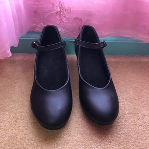 Character shoes
